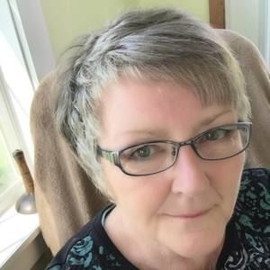 Meet your Posher, Sharyn